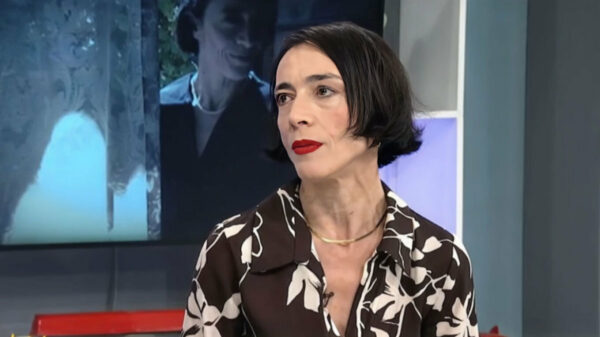 Έλενα Τοπαλίδου: Της έγραψαν πως είναι «η πιο άσχημη γυναίκα της ελληνικής κοινωνίας» – Η απάντησή της