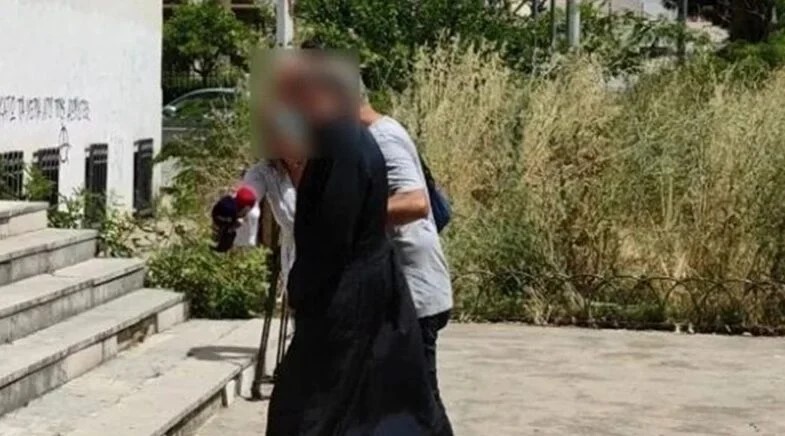Αγρίνιο: Το θύμα του ιερέα με το κοινόβιο σπάει τη σιωπή του, λίγες εβδομάδες μετά την τελεσίδικη καταδίκη του