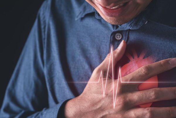 Έμφραγμα μυοκαρδίου: Τα σημάδια που δεν πρέπει να αγνοούμε