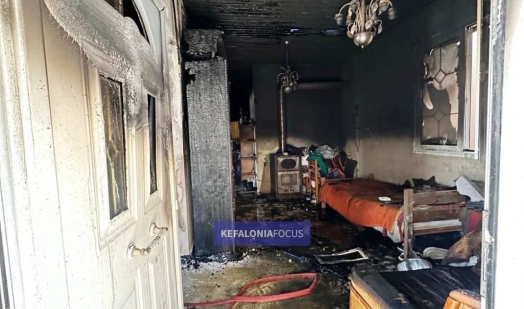 Βγήκε από τη ΜΕΘ ο 3χρονος που νοσηλευόταν με έγκαυμα στον πνεύμονα από φωτιά στο σπίτι τους στην Κεφαλονιά