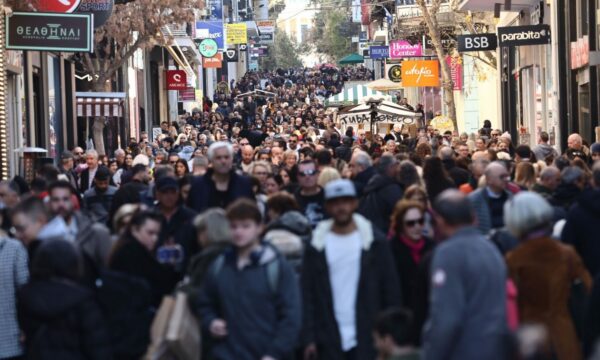 Κυριακή των Βαΐων: Ανοιχτά αύριο τα καταστήματα – Αναλυτικά το ωράριο λειτουργίας
