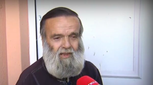 Από την αποκάλυψη σκανδάλου στο προσωπικό δράμα – Η ιστορία του ιερέα, παππού του μητροκτόνου στη Λάρισα