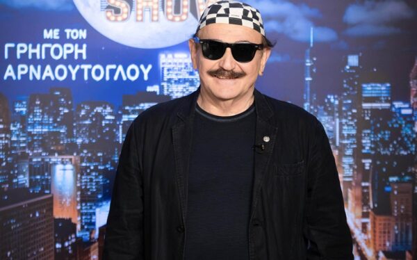 Παύλος Κοντογιαννίδης: Πώς το διαχειρίστηκε όταν κλήθηκε να βγει στη σκηνή του θεάτρου κάνοντας αντικατάσταση χωρίς να ξέρει τα λόγια;