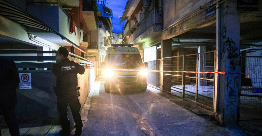 Έγκλημα στη Λάρισα: «Με πήρε και μου είπε να τον βοηθήσω να πετάξει κάτι μπάζα» – Η ομολογία του ξάδερφου του 21χρονου