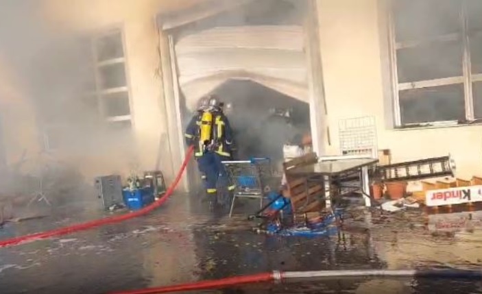 Τραγωδία στην Λέσβο: Νεκρή εντοπίστηκε η 65χρονη στο σούπερ μάρκετ που πήρε φωτιά