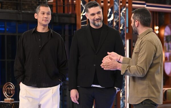 Μια έκπληξη έρχεται απόψε στο MasterChef!