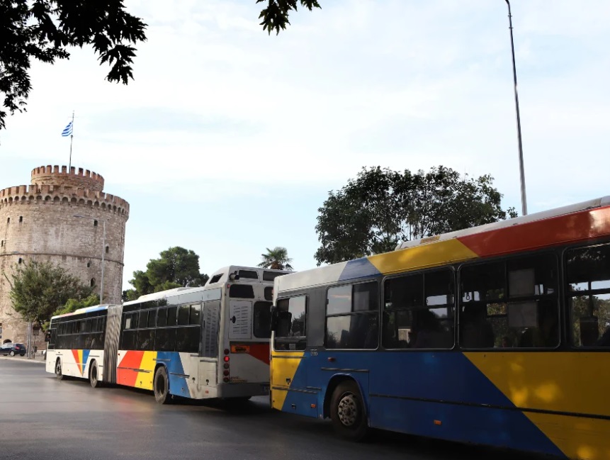 Δύο 19χρονοι κατηγορούνται για ξυλοδαρμό οδηγού λεωφορείου