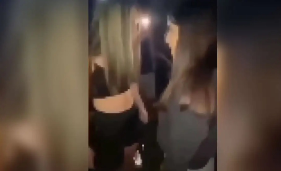 Αναγνωρίστηκε η ανήλικη, θύμα ξυλοδαρμού στο βίντεο της οργής: Καταφεύγει στη δικαιοσύνη