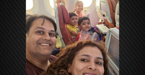 Η τραγική selfie οικογένειας μέσα από το αεροσκάφος που έπεσε στην Ινδία – Τι οδήγησε στη συντριβή, όλα τα σενάρια