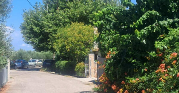 Το σημείο της τραγωδίας στο Αγρίνιο – Ούρλιαζε ο πατέρας όταν κατάλαβε ότι σκότωσε τη δίχρονη κόρη του