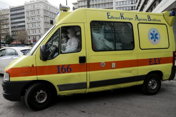 Ιλιον: Εβαλε φωτιά σε ανήλικο αφού πρώτα τον περιέλουσε με αντισηπτικό