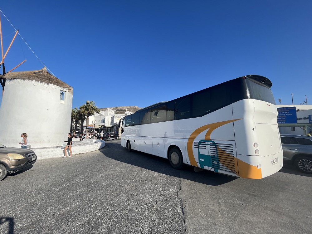 ΚΤΕΛ Πάρου: Όταν η μετακίνηση γίνεται…διασκέδαση!