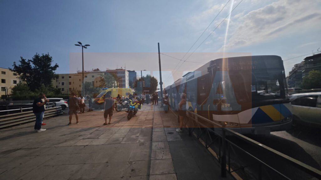 Λεωφορείο συγκρούστηκε με αυτοκίνητο στη λεωφόρο Συγγρού – Έξι τραυματίες, ανάμεσά τους ένα παιδί