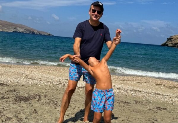 Κωστής Χατζηδάκης: Επιστρέφω στο Ρέθυμνο για να επανασυνδεθώ