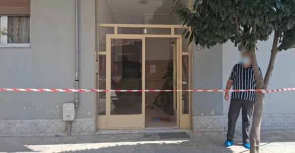 Άγριο έγκλημα στον Βόλο: Άνδρας δολοφόνησε τη σύζυγό του μπροστά στα 4 παιδιά τους