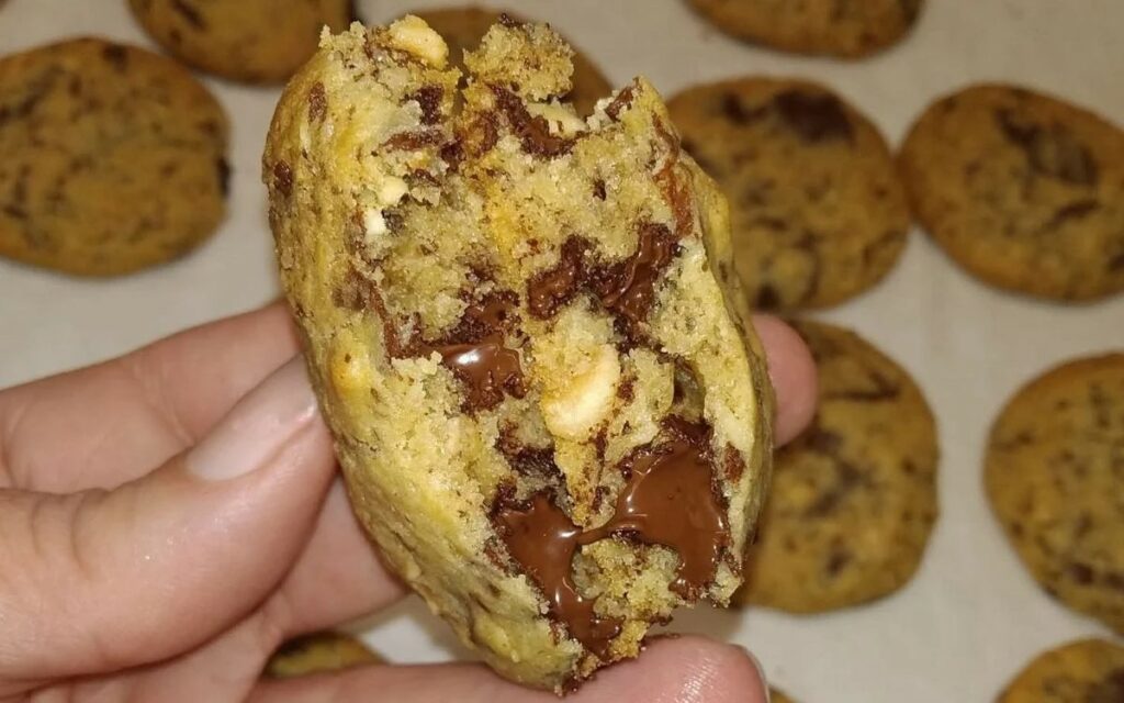 Cookies με σοκολάτα και φουντούκια