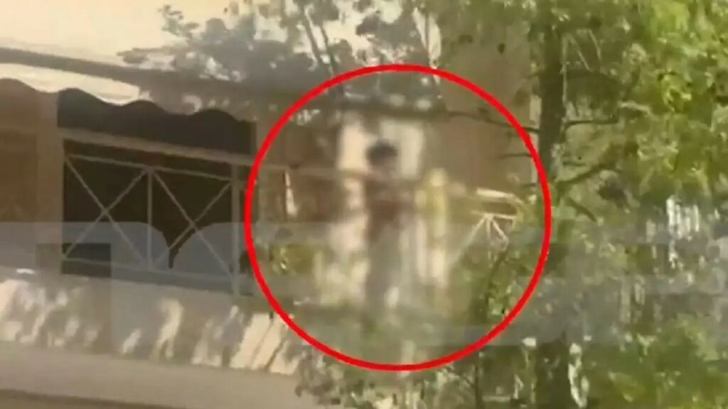 Καμίνια: «Αφήνουν συστηματικά το 5χρονο μόνο στο σπίτι» καταγγέλλουν οι γείτονες της οικογένειας