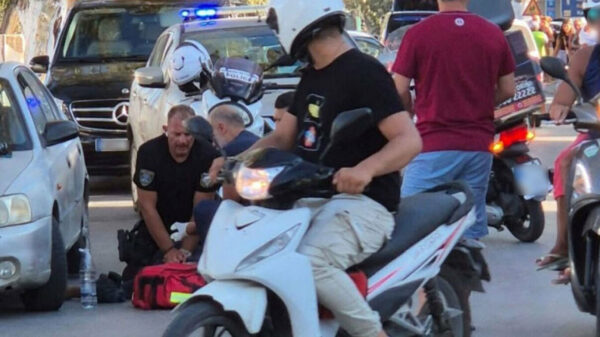 Ήρωας αστυνομικός έσωσε τη ζωή πολίτη που έχασε τις αισθήσεις του στη Σαντορίνη – Του έκανε ΚΑΡΠΑ επί 20 λεπτά