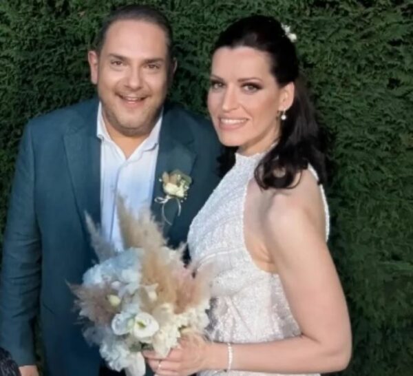 Στέλιος Διονυσίου – Αγνή Καλουμένου: Η ανάρτηση για την προωρότητα των δίδυμων κοριτσιών τους