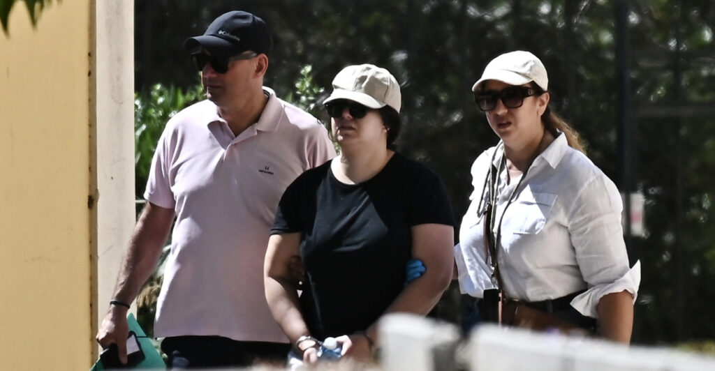 Η Αλγερινή προσπάθησε να διαφύγει στη χώρα της μετά τον θάνατο της 3χρονης κόρης της – Τα βήματα που ακολούθησε