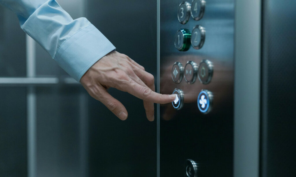 Σε λειτουργία η πλατφόρμα απογραφής ανελκυστήρων – Μέχρι πότε η προθεσμία