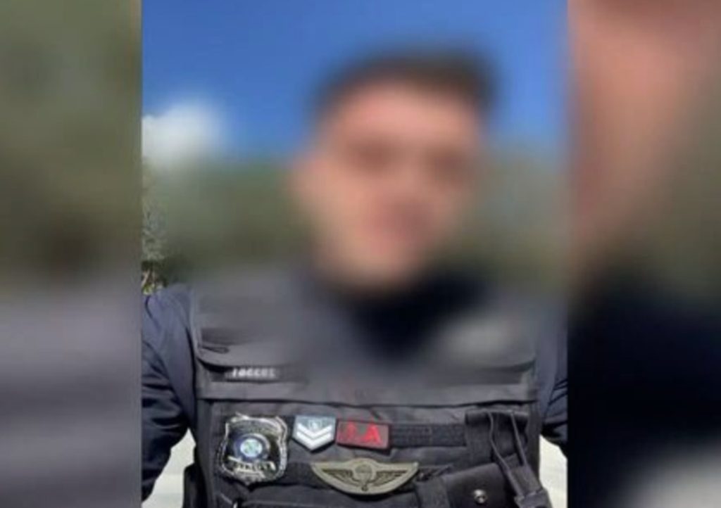 Αστυνομικός–TikToker: «10 χιλιάρικα στη μία δουλειά, 1.000 στην άλλη» – Οι αποκαλυπτικές συνομιλίες που τον έκαψαν