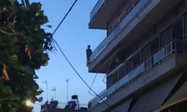 Αγρίνιο: Συγκλονιστικό μήνυμα από τον πρώην σύζυγο της 45χρονης που έπεσε από τον 4ο όροφο πολυκατοικίας