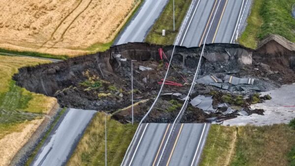 Νορβηγία: Κατολίσθηση κατέστρεψε ολοσχερώς τμήμα αυτοκινητοδρόμου και σιδηροδρομικής γραμμής – Ένας νεκρός