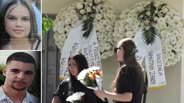 Βαρύ πένθος στην κηδεία των δύο 16χρονων που σκοτώθηκαν σε τροχαίο – «Η θλιβερή είδηση έπεσε σαν κεραυνός»