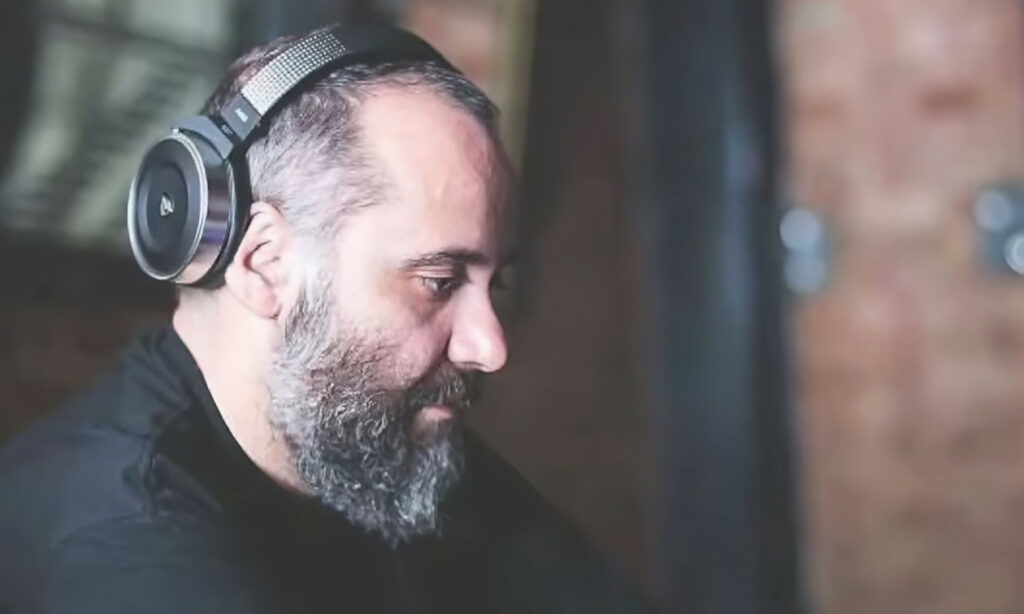 Πέθανε ο ραδιοφωνικός παραγωγός Λευτέρης Κορδιάος: «Ήμουν σίγουρος ότι θα το ξεπεράσει» έγραψε ο Αντώνης Κανάκης