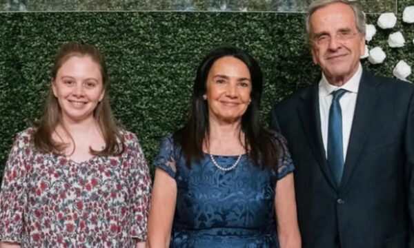 Λένα Σαμαρά: Τη Δευτέρα 11 Αυγούστου η κηδεία της – Η πρώτη ανάρτηση του Αντώνη Σαμαρά μετά το θάνατό της