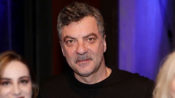 Δύσκολες ώρες για τον Στάθη Μαντζώρο – Ο ηθοποιός του «Σασμού» νοσηλεύεται στον «Ερυθρό Σταυρό»