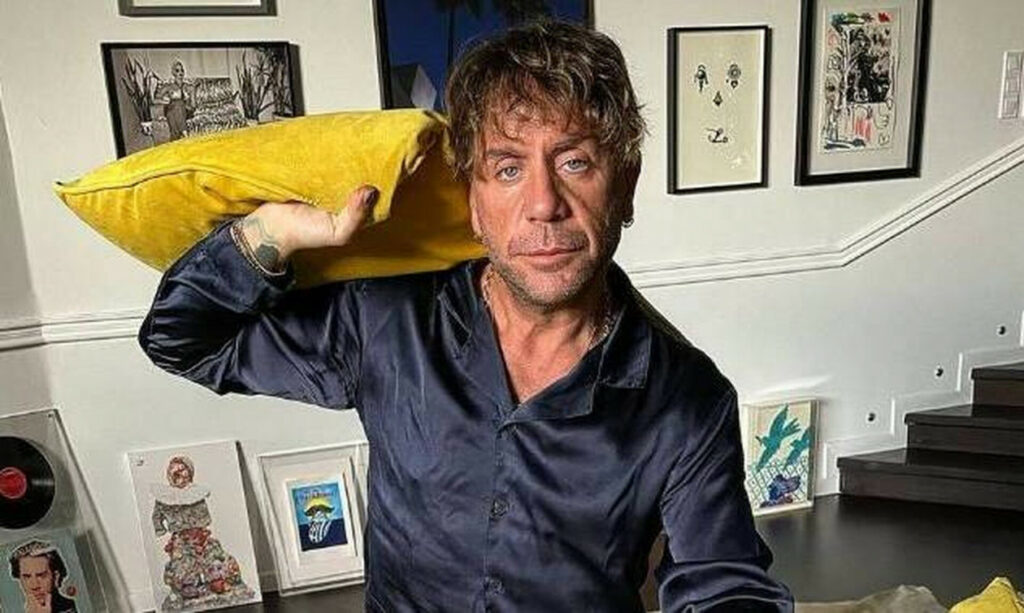 Δεν είναι μόνο ο Γιώργος Μαζωνάκης: 5 διάσημοι Έλληνες που νοσηλεύτηκαν σε ψυχιατρική κλινική