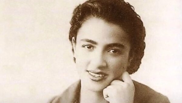 Σωτηρία Μπέλλου: Η αρχόντισσα του ρεμπέτικου που έριξε βιτριόλι στον βασανιστή σύζυγό της