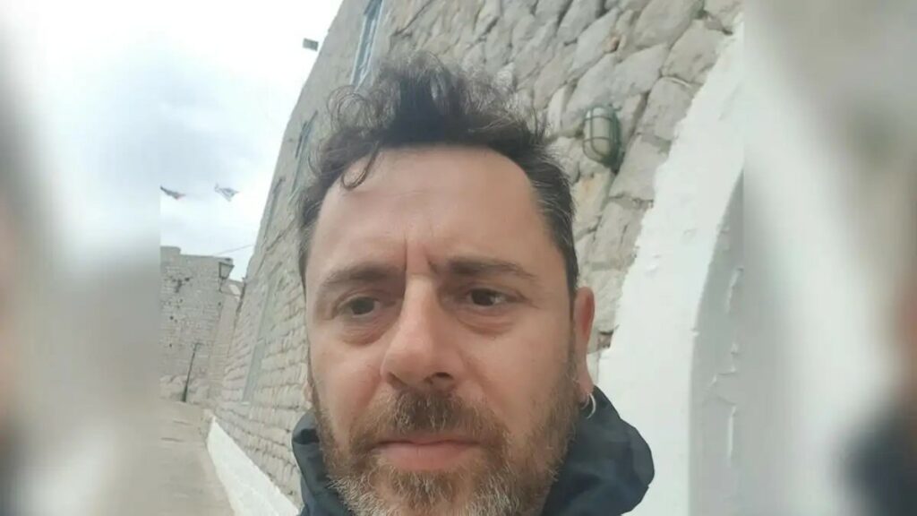 Νεκρός ο φωτορεπόρτερ Γιάννης Δημητράς μετά από τροχαίο στην Εγνατία οδό – Διασωληνωμένη η σύζυγός του