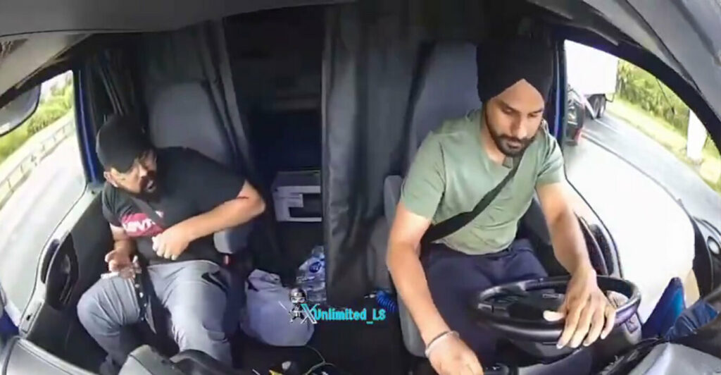 Φλόριντα: Η σοκαριστική στιγμή που οδηγός νταλίκας κάνει παράνομη αναστροφή και προκαλεί τροχαίο με τρεις νεκρούς