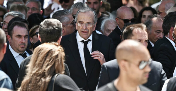 Ο σπαρακτικός επικήδειος του Αντώνη Σαμαρά για την κόρη του: Ευχαριστώ τον Θεό που μας έδωσε αυτό το δώρο έστω για 34 χρόνια