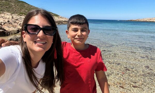 Ο μοναδικός μαθητής της Τελένδου – Η αγάπη του για το νησί είναι μεταδοτική