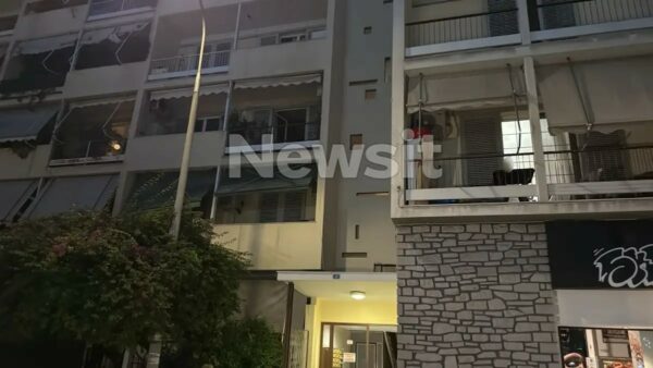 Πατήσια: «Γύρισα από μεροκάματο και βρήκα παγωμένη τη γυναίκα μου και το μωρό» λέει ο σύζυγος της 35χρονης που γέννησε μόνη στο σπίτι και πέθανε