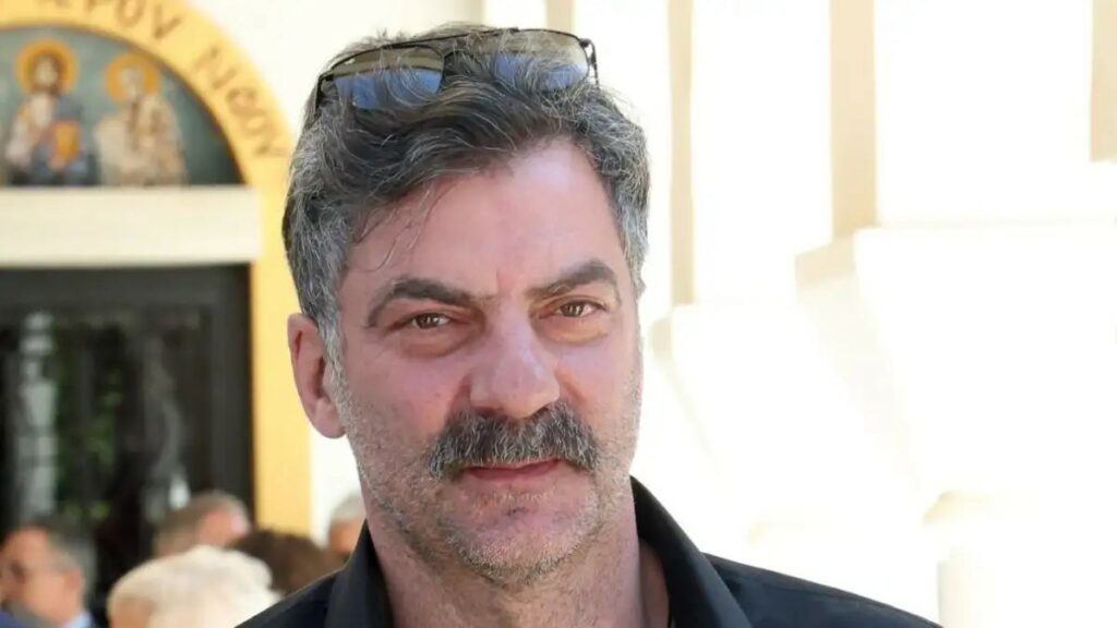 Στάθης Μαντζώρος: «Το εγκεφαλικό ήταν και είναι πολύ σοβαρό, οι πιθανότητες να ξυπνήσει είναι 50 -50» λέει ο πατέρας του