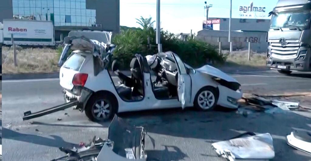 Τροχαίο με έναν 24χρονο νεκρό και έναν τραυματία στην Εγνατία: Αγροτικό τούμπαρε και πέρασε στο αντίθετο ρεύμα στο Δερβένι – Δείτε βίντεο