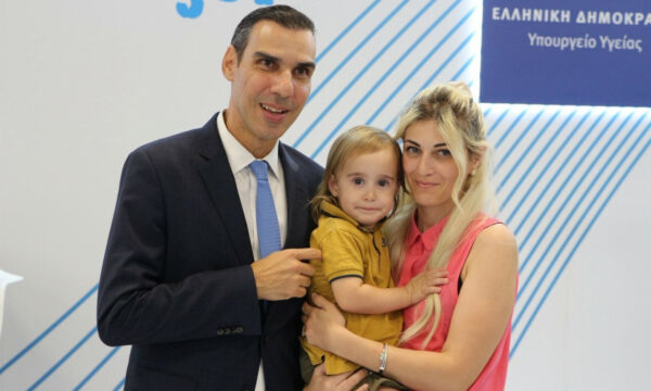 Η  συγκινητική ιστορία του μικρού Λεωνίδα – Η αεροδιακομιδή στην Ιταλία που του έσωσε τη ζωή