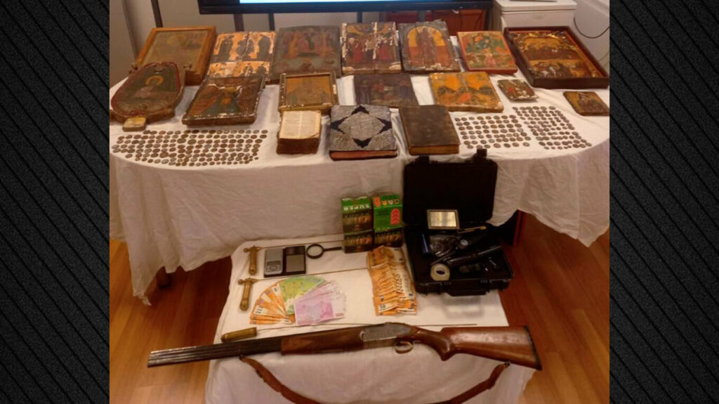 Ο ηγούμενος, ο ενεχυροδανειστής και ο… εκτιμητής – Πώς στήθηκε το κόλπο με τις βυζαντινές εικόνες και το τηλεφώνημα για τον Θανάση που τους «έδωσε»