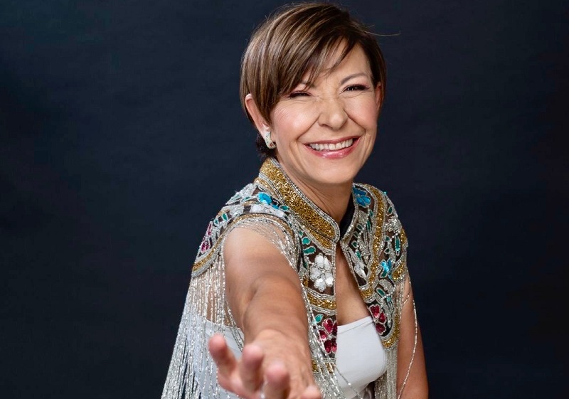 Κωνσταντίνα -η φωνή που ένωσε τη Μεσόγειο ανανεώνει το ραντεβού της Τετάρτης στο Mayor