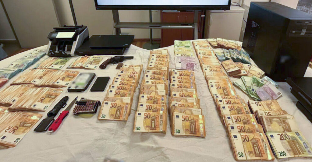 Κύκλωμα λαθρεμπορίας καυσίμων: Πώς λειτουργούσαν οι 2 ομάδες – Σφραγίστηκαν 8 βενζινάδικα σε Αττική, Τρίκαλα, Ήπειρο και Λακωνία