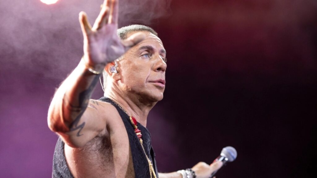 Γιώργος Μαζωνάκης: Σοβαρή ρήξη με τη μητέρα του – Από αχώριστοι έγιναν… δύο ξένοι