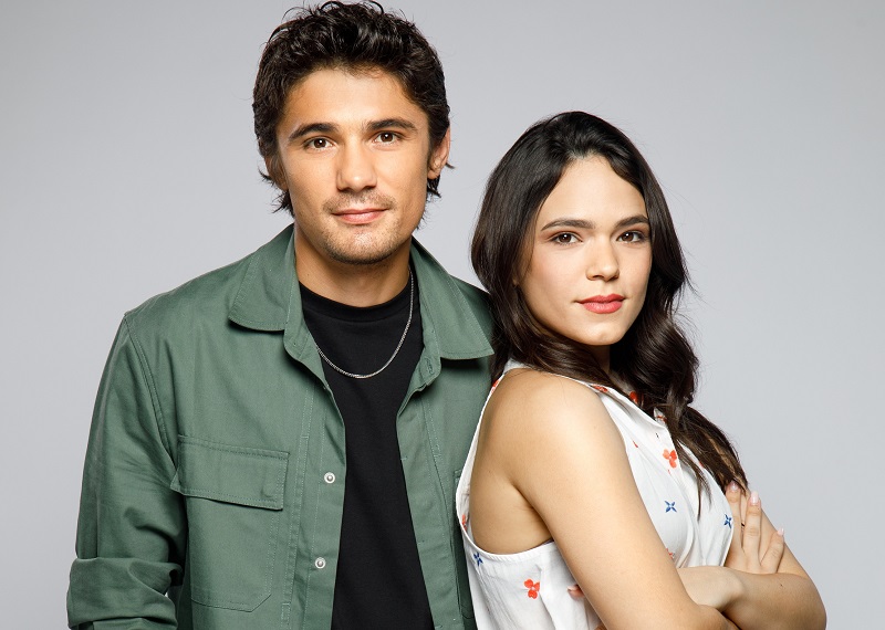 “Να μ’ αγαπάς”- Δύο παιδιά, μια ιστορία. Γνωρίστε τα δίδυμα αδέρφια της νέας σειράς του Alpha