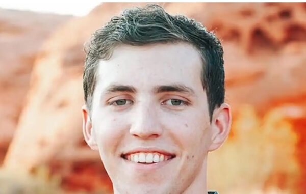 Τσάρλι Κερκ: Απαγγέλθηκαν κατηγορίες στον Tyler Robinson για τη δολοφονία του – Αντιμέτωπος με τη θανατική ποινή