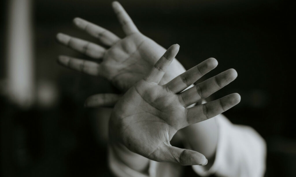 Ξάνθη: Η 79χρονη Σουηδέζα ξεσπά για την ομηρία της – «Δεν άντεχα άλλο, δεν με άφηνε να βγω»