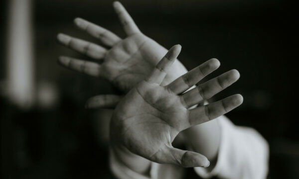 Ξάνθη: Η 79χρονη Σουηδέζα ξεσπά για την ομηρία της – «Δεν άντεχα άλλο, δεν με άφηνε να βγω»